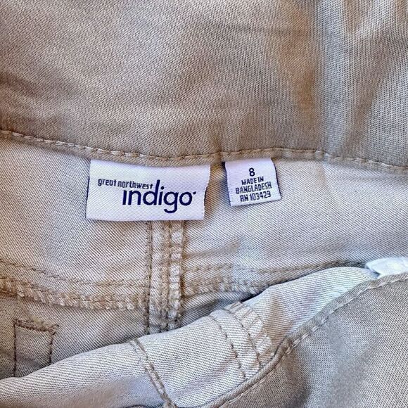 Women’s Size 8 Capri Pants - Picture 2 of 4